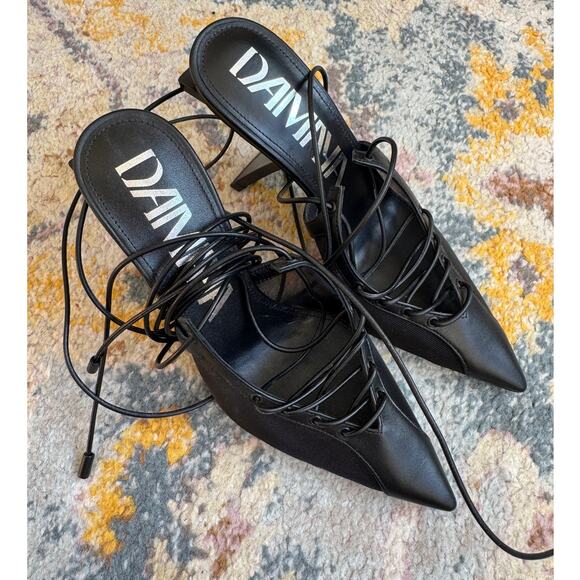 Damaya Riff Pump - Picture 6 of 11